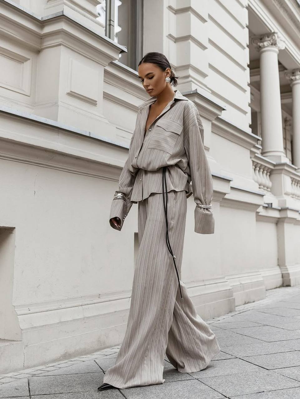 IMG_8244 Omalyn (two-piece) - Image 1