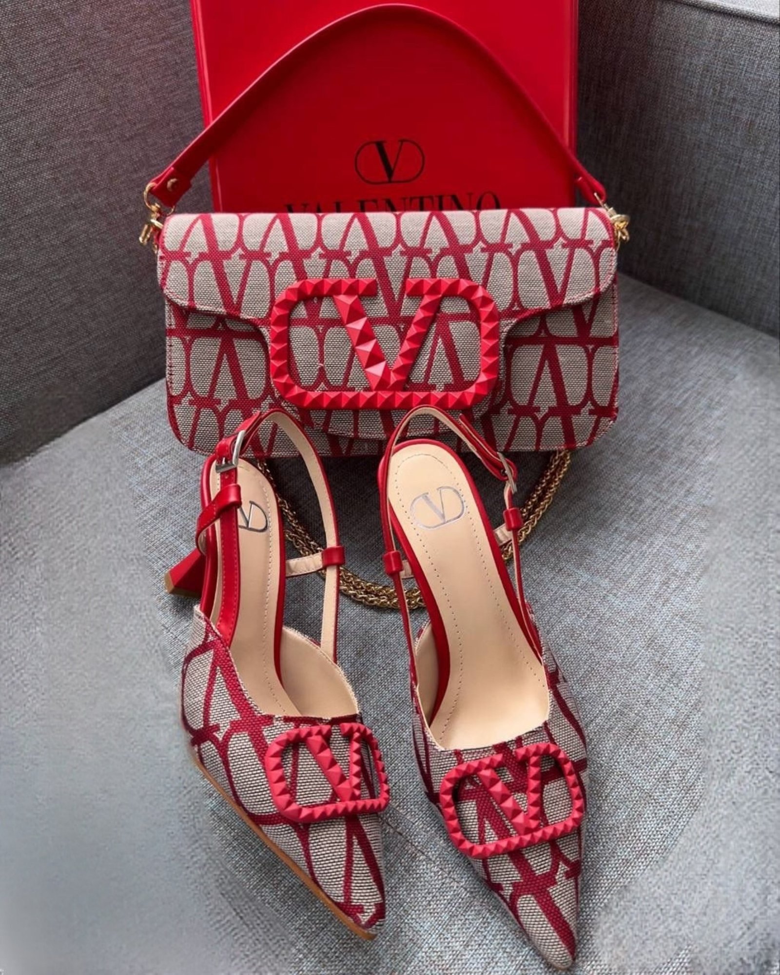 photo-output VIP7 Set - Image 1